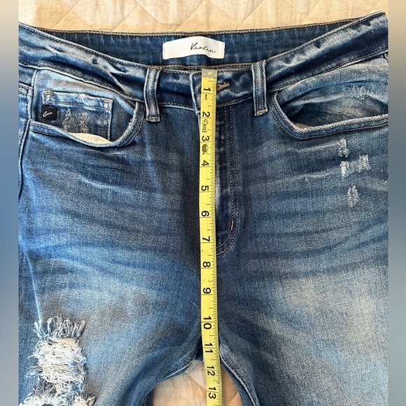 KanCan Estilo jeans with distressing, size 9/28 - Picture 5 of 8